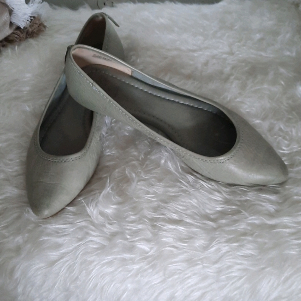 Frye Light Olive Green Ballerina Flats Sz 7M